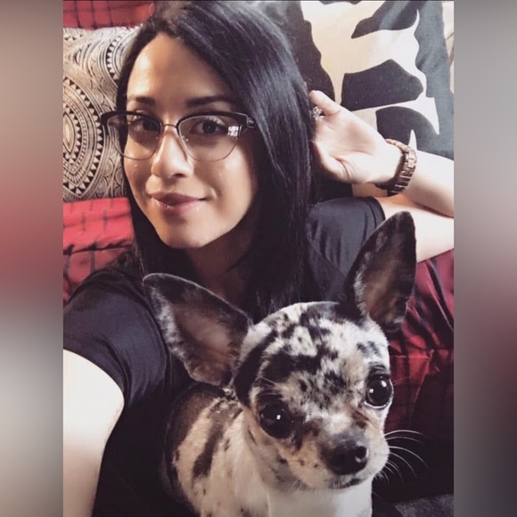 Meet your Posher, Jackie - Picture 1 of 10